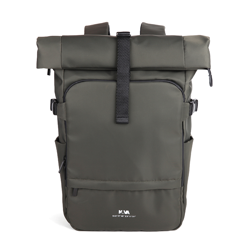 休闲双肩电脑背包军绿色