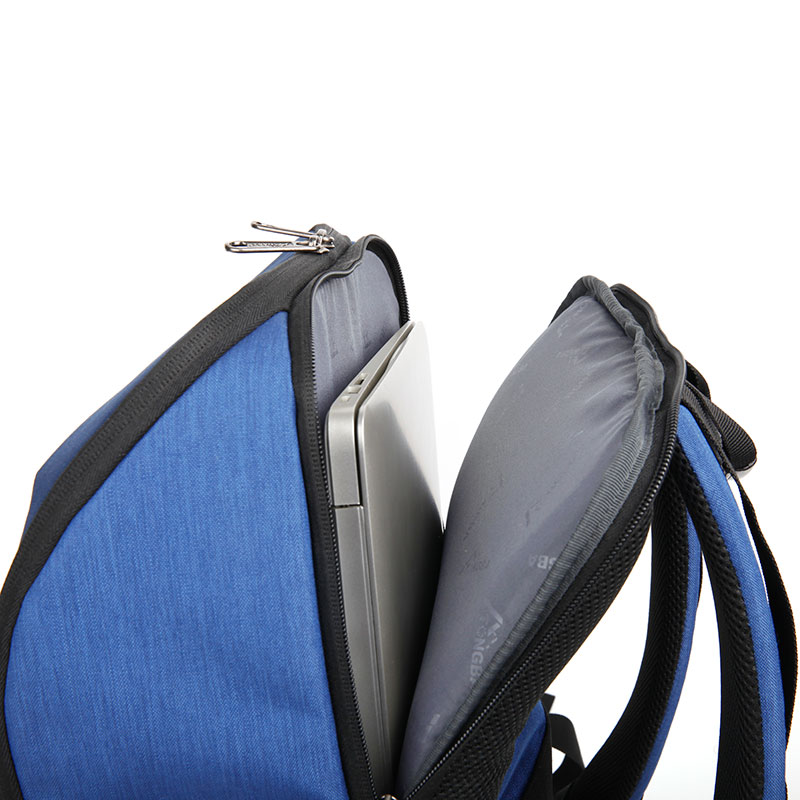 时尚休闲电脑双肩背包