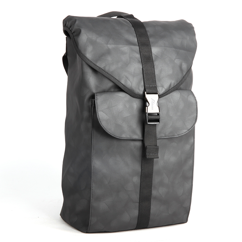 男士休闲双肩背包